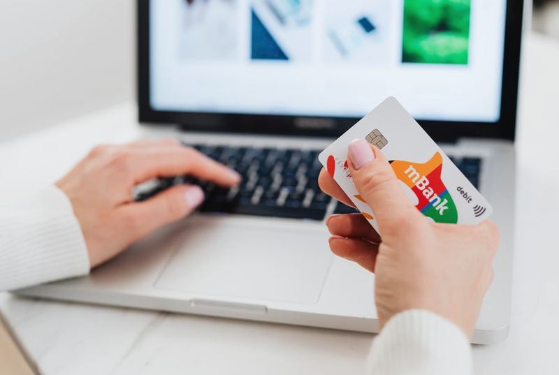 Trạm giải trí trực tuyến